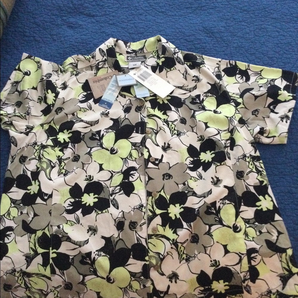 Columbia Sportswear 2X Button Down Top